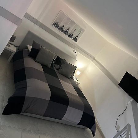 Вилла Casa Vacanza Azzurra Неаполь Экстерьер фото