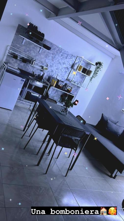 Вилла Casa Vacanza Azzurra Неаполь Экстерьер фото